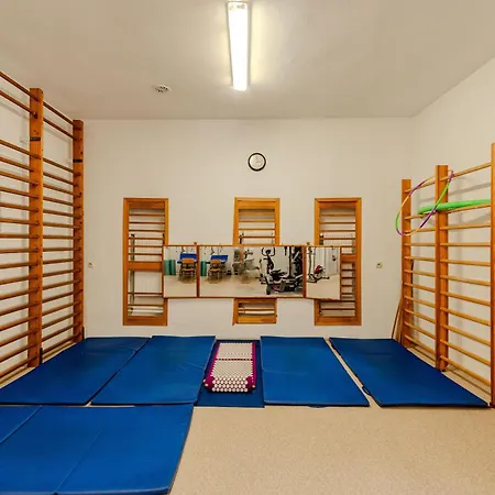 Centrum Rekreacji I Rehabilitacji Rysy 리조트 크리니차 즈드로이